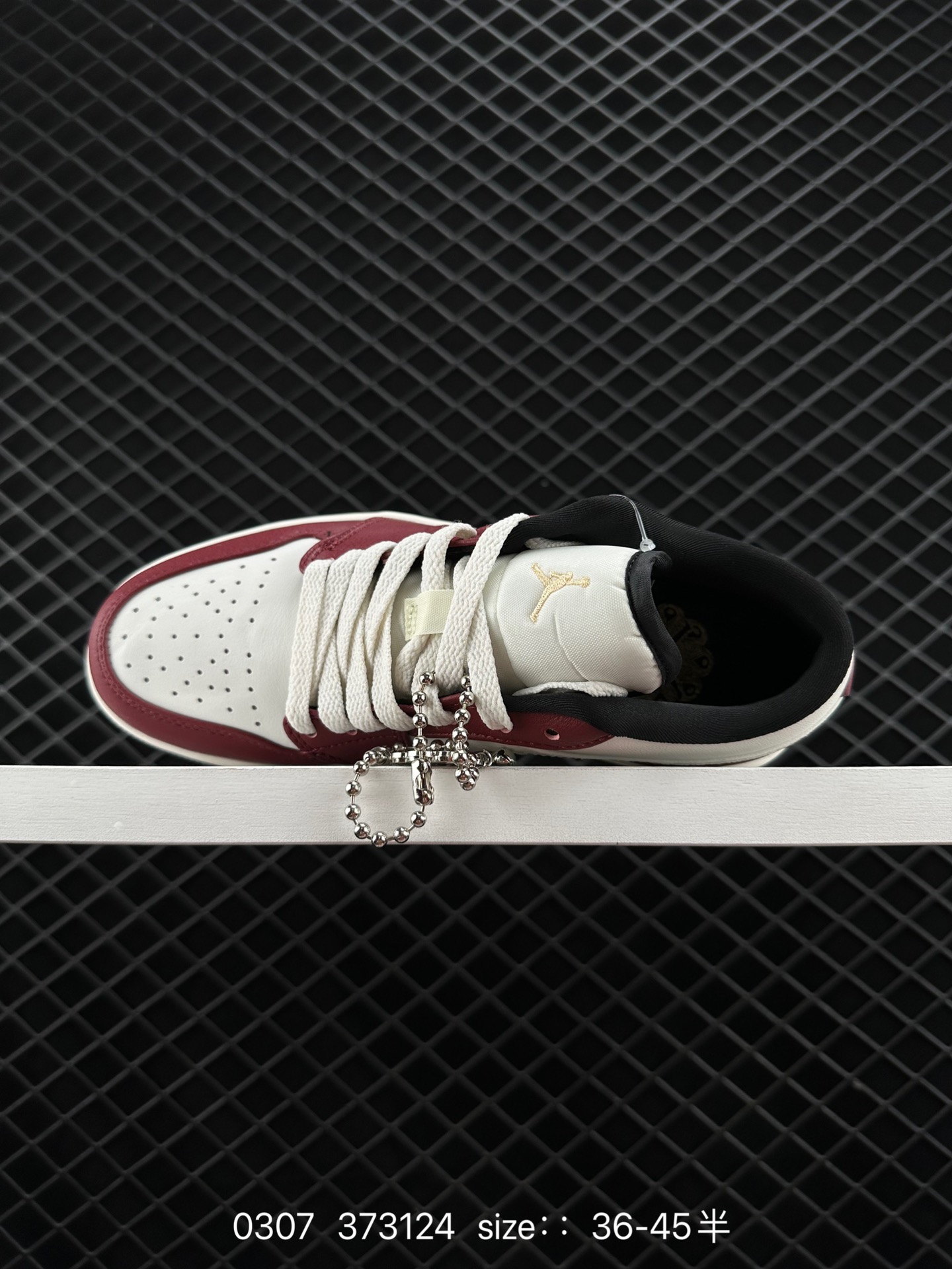 Jordan 1 Low ”Year of the Dragon“